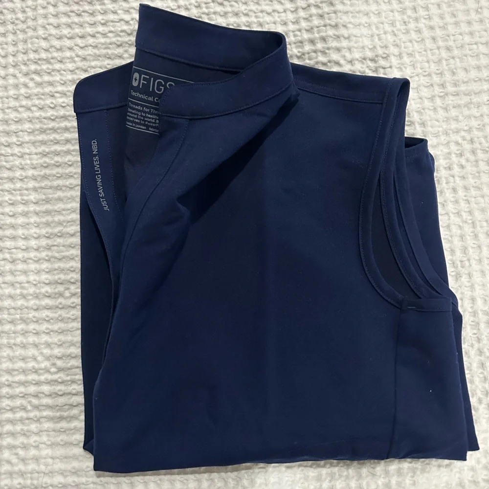 Figs navy blue scrub top - Picture 2 of 2